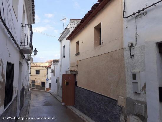 casa en calle Santa Barbara en la zona alta de la montaña de Oliva. - VALENCIA