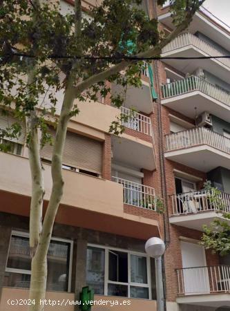 APARTAMENTO AMUEBLADO JUNTO A PLAZA FRANCESC MACIÀ c/ GELABERT - BARCELONA