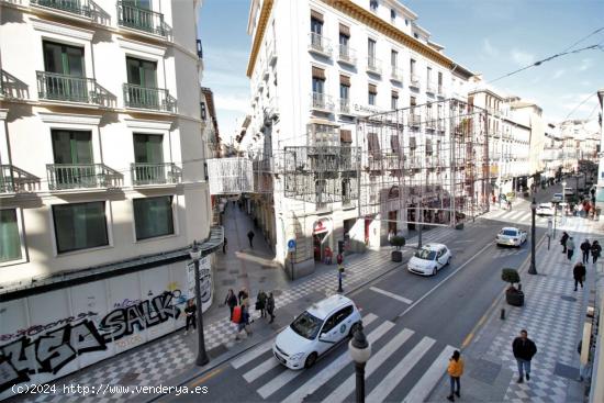  Ref: B5960. Oportunidad!!. Fantástica oficina de 60 m2 en pleno centro de Granada con 2 estancias.  