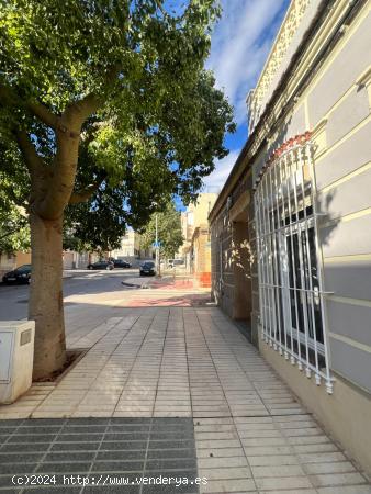 Se vende planta baja en calle Mayor del Barrio de la Concepción - MURCIA