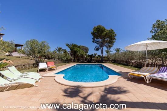 Chalet a pocos metros de Colonia de Sant Jordi - BALEARES