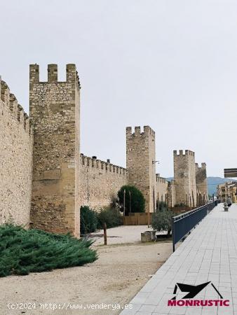  ¡Atención a los amantes del encanto medieval!  FANTASTICA CASA EN VENTA EN MONTBLANC - TARRAGONA 