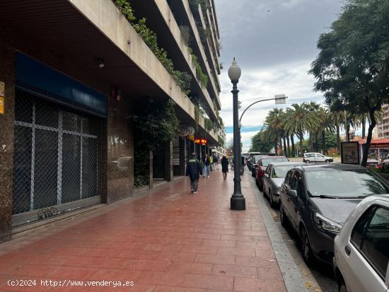 Amplia Plaza de garaje en Rambla President Lluis Companys, edificio Zeus - TARRAGONA