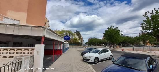 LOCAL COMERCIOAL DE 80M CON TERRAZA EN LA PLAYA DE GANDIA ZONA PARC CLOT DE LA MOTA - VALENCIA