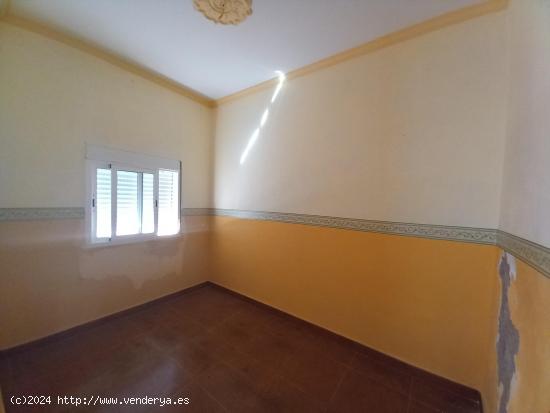 Venta de vivienda en El Pedroso, Sevilla. - SEVILLA