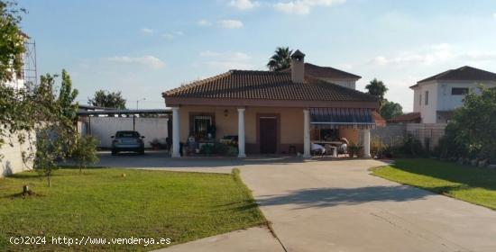  ZONA CAMINO VIEJO DE ALMODOVAR - REBAJADA!! - Parcela de 1000m2 con casa de 80 m2 más porche. - COR 