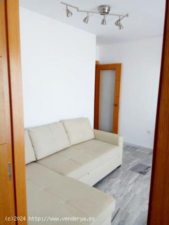 SE VENDE PISO EN SAN FERNANDO , ZONA RONDA DEL ESTERO - CADIZ