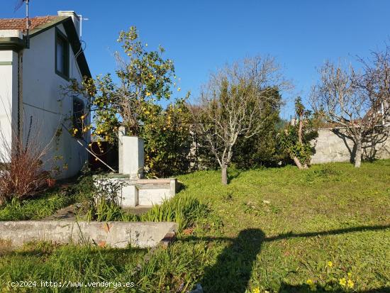 CASA CON FINCA Y BODEGA EN MANIÑOS, FENE - A CORUÑA