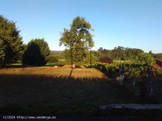 FINCA URBANIZABLE EN MUGARDOS - A CORUÑA