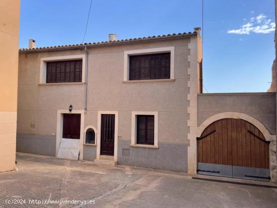 SE VENDE CASA EN EL CENTRO DE SANTA EUGENIA - BALEARES