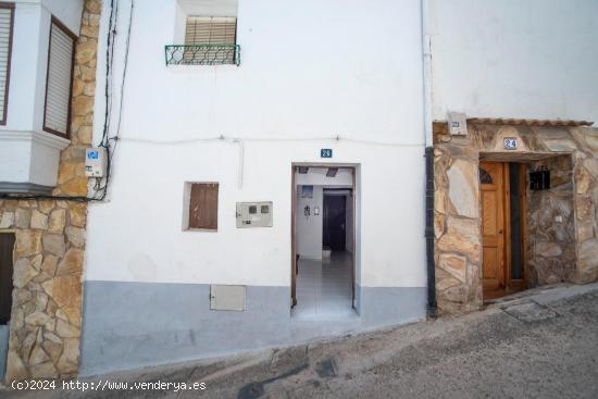 Casa de pueblo en el centro de Lerin - NAVARRA