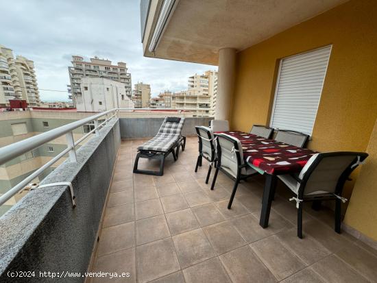 APARTAMENTO ESQUINERO CON VISTAS AL MAR Y PISCINA - VALENCIA