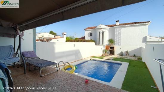  CHALET ADOSADO EN VENTA ZONA BOVERALS! PISCINA PROPIA GARAJE CERRADO! - CASTELLON 