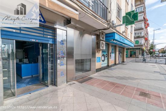 Local comercial en Granada calle Arabial - GRANADA