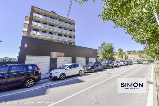 Fantástico local de 379m², diáfano y muy luminoso ¡Ideal para tu negocio! - BARCELONA