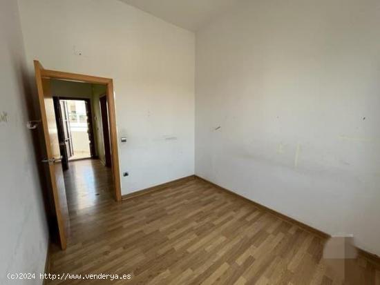 Piso en venta en Calle Cardenal Rodrigo De Castro, 2º, 41005, Sevilla (Sevilla) 133.800 € - SEVIL