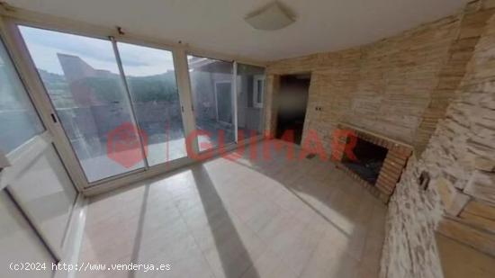 PISO ÁTICO EN VENTA CON TERRAZA EN CASTELLDEFELS AVDA DIAGONAL ÁTICO SIN ASCENSOR - BARCELONA