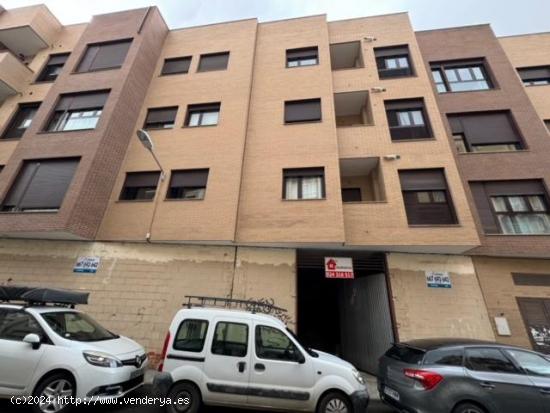  CASABANCO VENDE LOCAL EN BRUTO EN ALMENDRALEJO. - BADAJOZ 