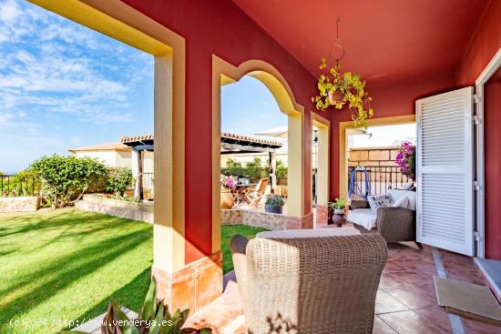 Villa de ensueño en Chayofa con vistas panorámicas - SANTA CRUZ DE TENERIFE