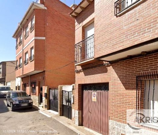 VIVIENDA CENTRICA EN NAVAHERMOSA