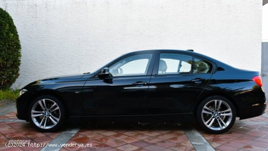 BMW Serie 3 318dA Sport de 2015 con 98.000 Km por 17.900 EUR. en Madrid