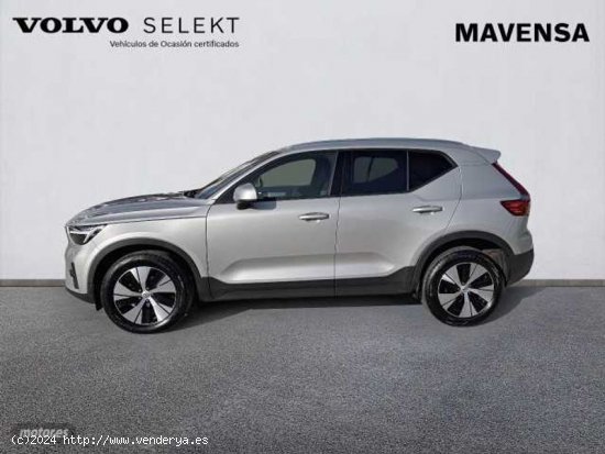 Volvo XC40 Core, T2 automatico, Gasolina de 2023 con 10.322 Km por 34.900 EUR. en Badajoz