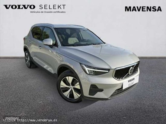 Volvo XC40 Core, T2 automatico, Gasolina de 2023 con 10.322 Km por 34.900 EUR. en Badajoz