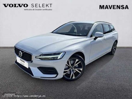  Volvo V 60 Core, B3 Mild hybrid, Gasolina de 2024 con 14 Km por 44.900 EUR. en Badajoz 