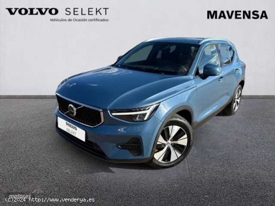  Volvo XC40 Core, T2 automatico, Gasolina de 2023 con 32.883 Km por 33.500 EUR. en Badajoz 