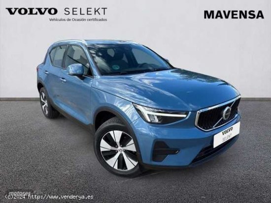 Volvo XC40 Core, T2 automatico, Gasolina de 2023 con 32.883 Km por 33.500 EUR. en Badajoz