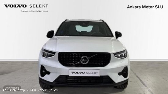 Volvo XC40 XC40 Recharge Ultimate, T4 Hibrido enchufable, Gasolina, Dark de 2023 con 10 Km por 47.90