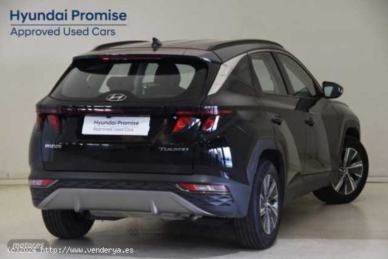 Hyundai Tucson 1.6 TGDI Maxx 4x2 de 2022 con 17.026 Km por 28.220 EUR. en Sevilla