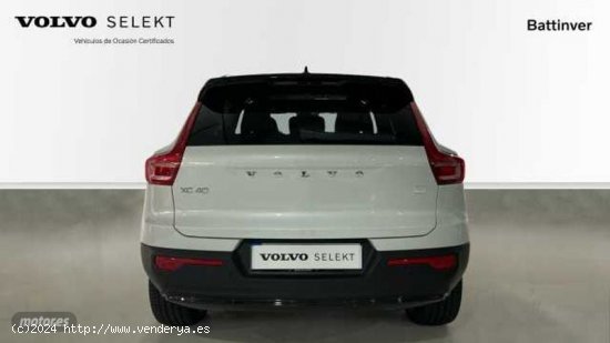 Volvo XC40 BEV 78KWH RECHARGE TWIN ULTIMATE AWD 408 5P de 2023 con 19.587 Km por 46.900 EUR. en Madr