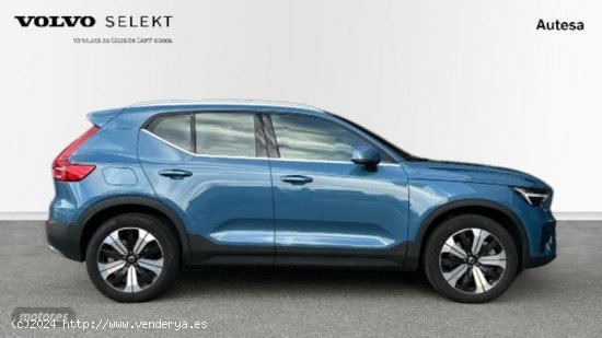 Volvo XC40 XC40 Recharge Core, T4 plug-in hybrid, Electrico de 2023 con 16.220 Km por 37.000 EUR. en