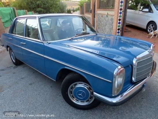 Mercedes 220 240d w115 -8 piel beige-como nuevo!! de 1977 con 100.000 Km por 19.900 EUR. en Granada