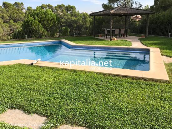 Espectacular chalet a la venta en Banyeres de Mariola (Alicante) - ALICANTE