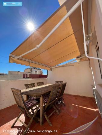  MARAVILLOSO ÁTICO CON UN TERRAZA DE ENSUEÑO - ALICANTE 