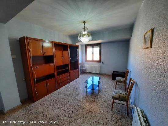 VIVIENDA EN BUEN ESTADO CON PLAZA DE GARAJE - ALBACETE