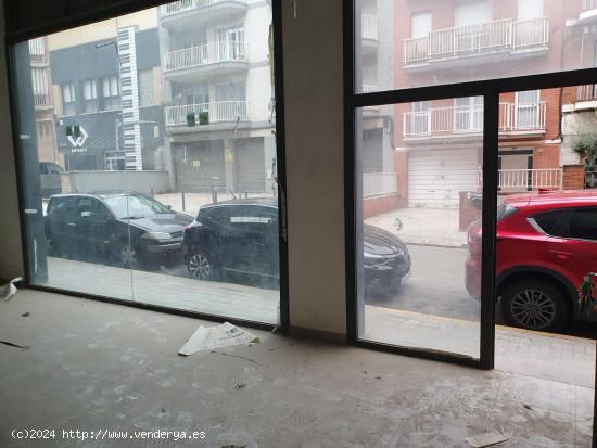 LOCAL COMERCIAL EN VENDA A IGUALADA - BARRI DE LES FLORS - BARCELONA