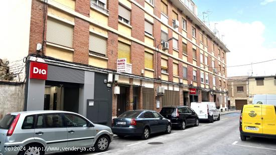 LOCAL COMERCIAL y GARAJES en VENTA - ALAGÓN - C/ Don Artal de Aragón (Ref.:00805) - ZARAGOZA