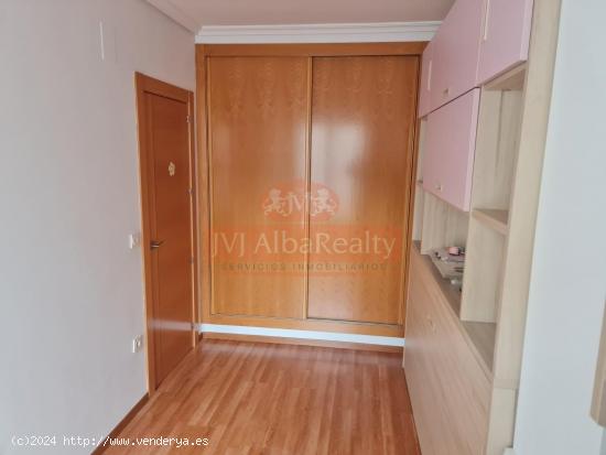 VIVIENDA EN VENTA EN ZONA VILLACERRADA-CENTRO CON GARAJE ( Y OTRA OPCIONAL) - ALBACETE