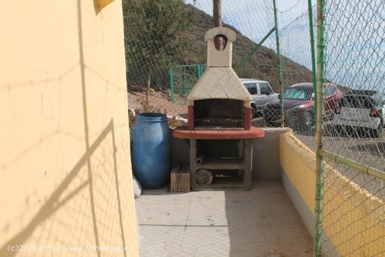 Casa cueva con terreno  en La Breña, Telde - LAS PALMAS