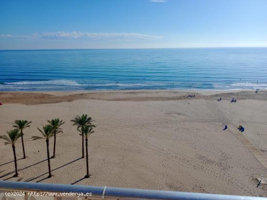 APARTAMENTO EN PRIMERA LINEA CON EXCELENTES VISTAS AL MAR - VALENCIA