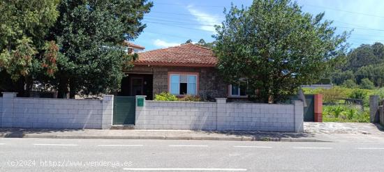  Casa en venta en Cambados - PONTEVEDRA 