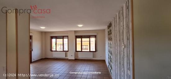 CHALET INDIVIDUAL EN TORRECABALLEROS - SEGOVIA