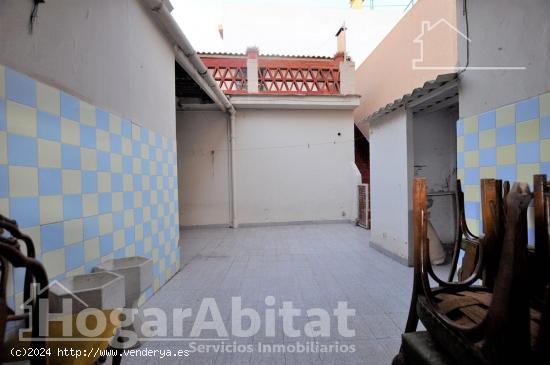 CASA PARA HACER A TU GUSTO CON AMPLIA TERRAZA Y TRASTERO - VALENCIA