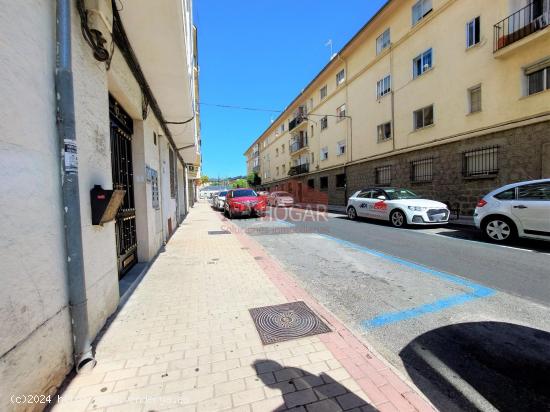 LOCAL COMERCIAL EN ÁVILA, CALLE CUARTEL DE LA MONTAÑA - AVILA