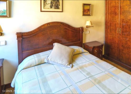 Piso en venta para reformar en CARLOS III, Pamplona - NAVARRA