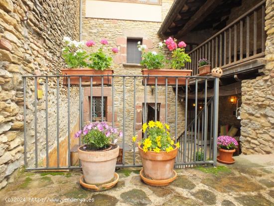 CASA DE POBLE EN VENDA - SEVA CENTRE - BARCELONA