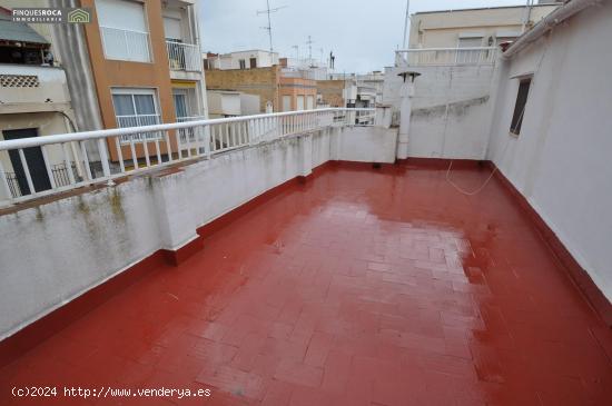  ¡CASA TOTALMENTE REFORMADA EN EL CENTRO DE LA RÀPITA! - TARRAGONA 